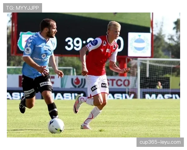 阿尔夫·哈兰德揭秘儿子闪耀足坛秘诀：坚持与努力是成功关键