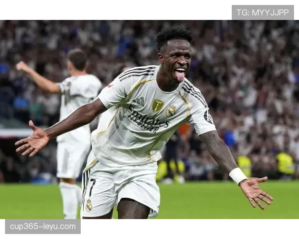 维尼修斯早期生涯解析：皇马初期低迷如何成为关键转折